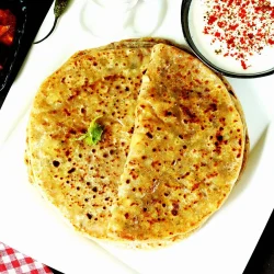 Aloo Paratha & Dahi